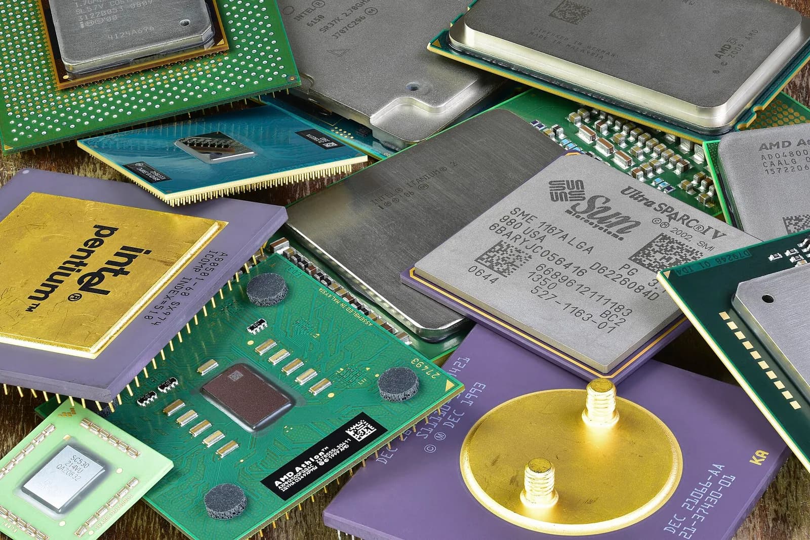 مجموعهای از پردازندههای اینتل